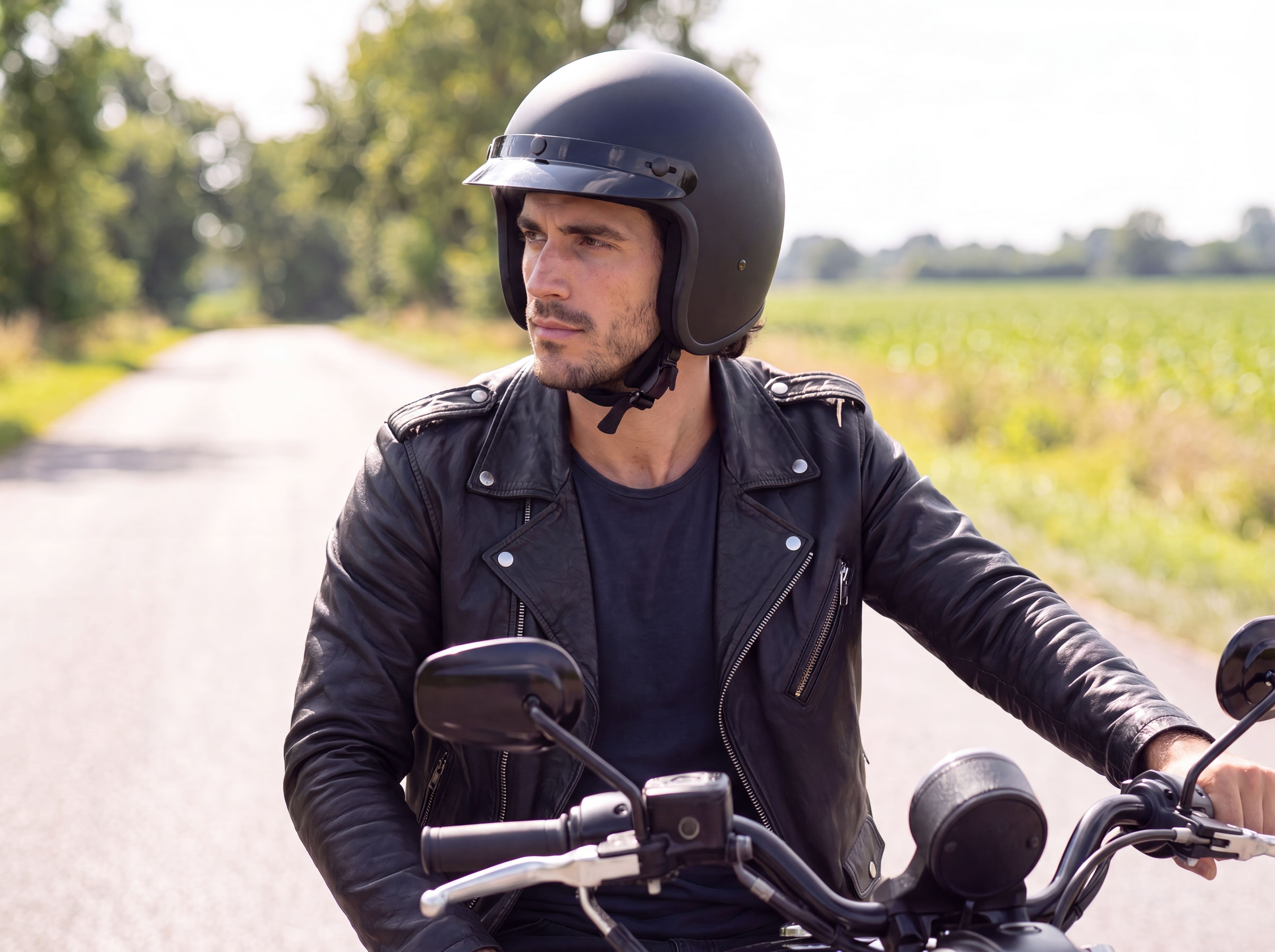 Detour Helmets D.O.T. Flat Black 3/4 Helmet for Motorcycle Riders with Visor - pic